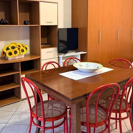 Διαμέρισμα Luciana House *